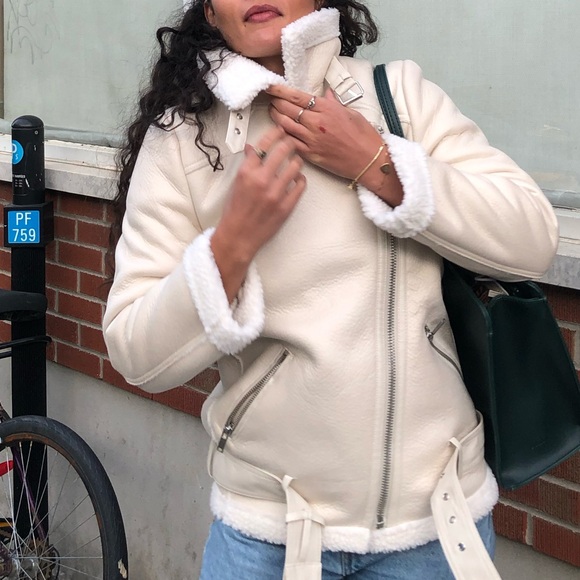 White coat from Zara - Picture 3 of 6